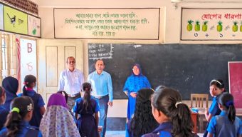 নান্দাইলে আকস্মিক স্কুল পরিদর্শনে ইউএনও